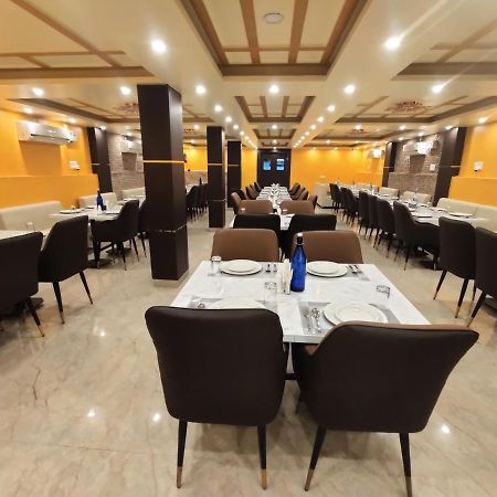 Royal View Residency Hotel Бодх Гая Екстериор снимка