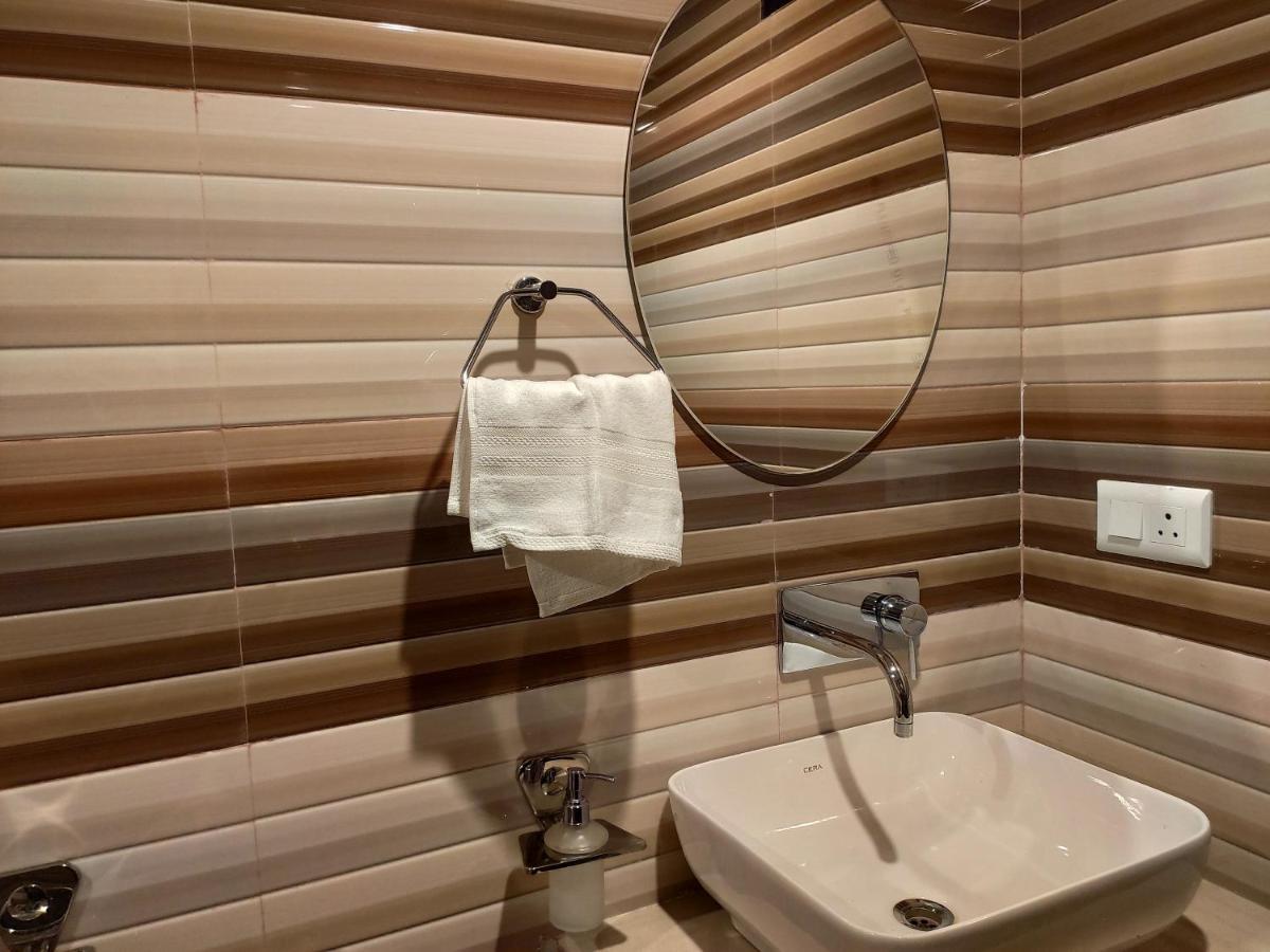 Royal View Residency Hotel Бодх Гая Екстериор снимка